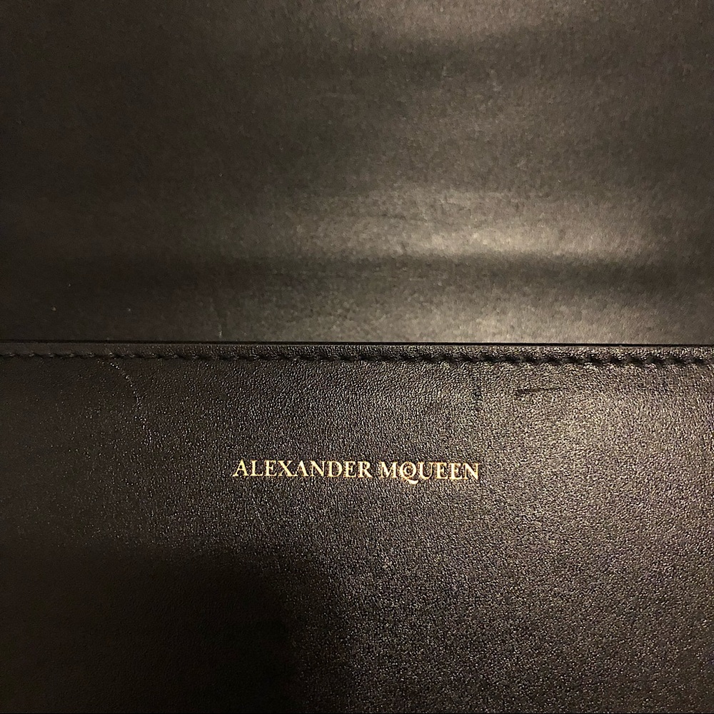 ❌SOLD!!!❌ Authentic Alexander McQueen black and gold jewelled satchel medium bag - Picture 7 of 8